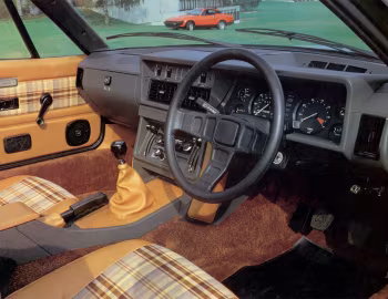 Передня панель Triumph TR7 [UK-spec] '1974–81