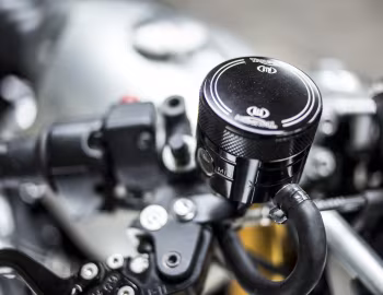 Triumph Thruxton Outlaws Film Custom '2015