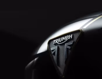 Triumph Rocket III TFC '04.2019–н.ч.