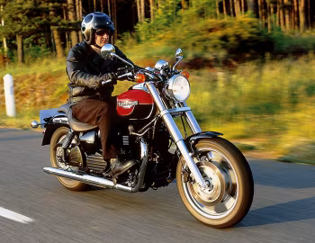 Triumph Speedmaster '2002–04