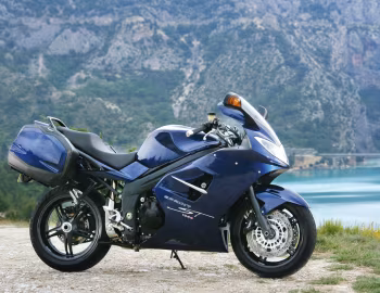 Triumph Sprint ST '2004–至今