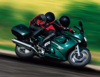 Triumph Sprint ST '1999–2004