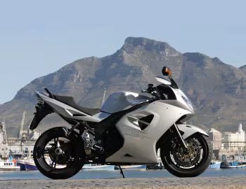 Triumph Sprint ST '2004–至今