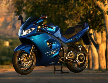 Triumph Sprint ST '2004–至今