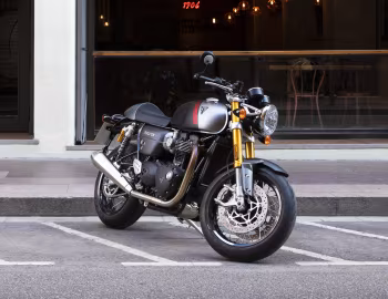 Triumph Thruxton RS '2020–pr.