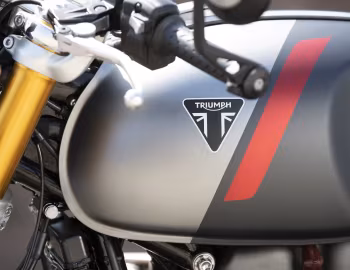 Triumph Thruxton RS '2020–pr.