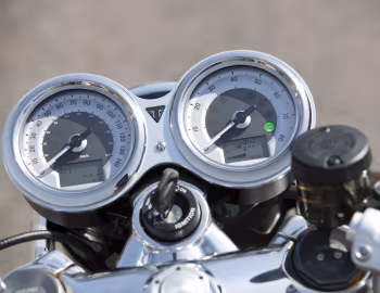 Комбинация приборов Triumph Thruxton RS '2020–н.в.