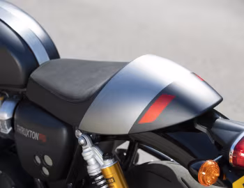 Interior Triumph Thruxton RS '2020–pr.