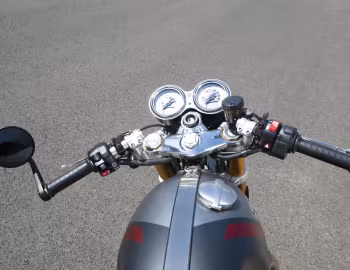 Торпедо Triumph Thruxton RS '2020–н.в.