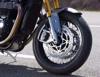 Triumph Thruxton RS '2020–pr.
