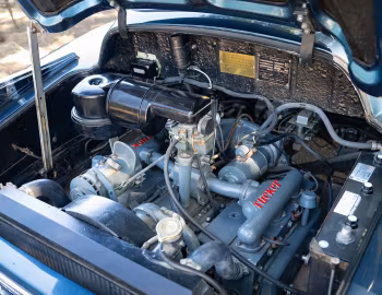 Sous la capuche 1948 Tucker Sedan (#1014)