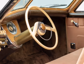 Panneau avant 1948 Tucker Sedan (#1030)