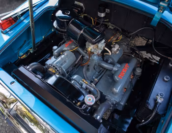 Sous la capuche 1948 Tucker Sedan (#1040)