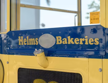 1933 Twin Coach "Helms Bakery" Delivery Truck