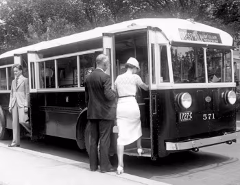 1936 Twin Coach Model 23R