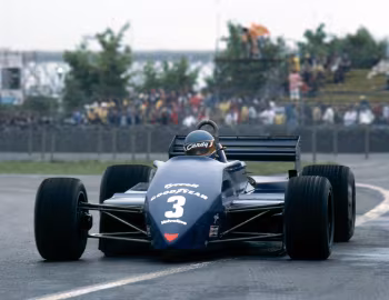 Tyrrell 011 '1981–82