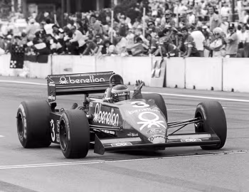 Tyrrell 011b '1983