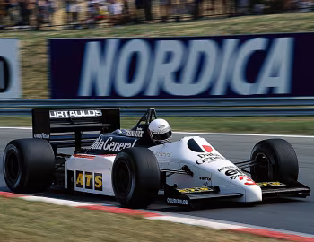 Tyrrell 015 '1986