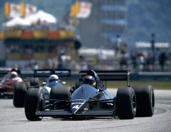 Tyrrell 017B '1989