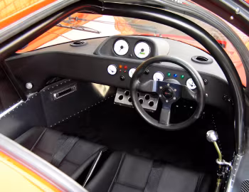 中控台 Ultima GTR [UK-spec] '2005–15