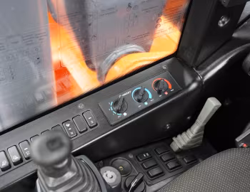Interior UMG E170W '2023–pr.