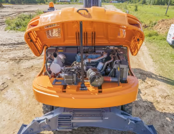 Sob o capô UMG E200W '10.2023–26