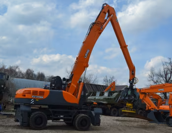 UMG E230WH '2015–20