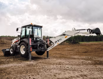 UMG TLB 825 '2020–22