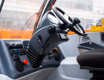 Interior UMG TLH-3507 CE '2021–pr.