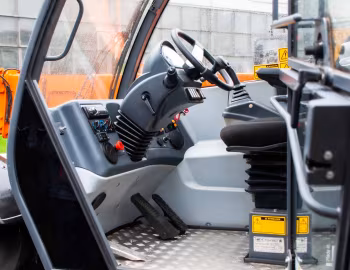 Interior UMG TLH-3507 CE '2021–pr.