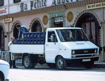 UNIC Daily Chassis Cab '1978–83