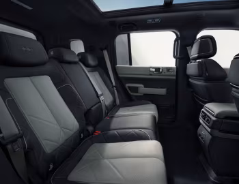 Interior Fang Cheng Bao Bao 5 '2023–pr.