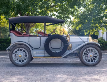 1912 Imperial Model 34 5-Passenger Semi-Torpedo Touring