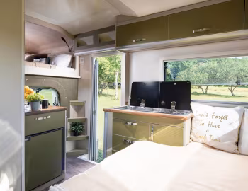 Interior 2022 Hotomobil Ronin XL '2021–22
