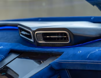 Interior Elektron Quasar '2026
