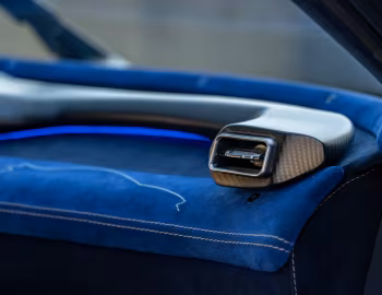 Interior Elektron Quasar '2026