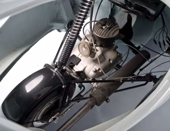 Sob o capô Fuji Cabin '1955–58