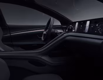 Interior Hopium Machina Vision '06.2022