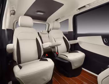 Interior Huasong 7 '2014–17
