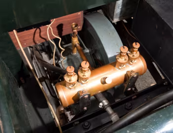 Sob o capô 1907 Jewel Model D Runabout