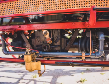 Sob o capô 1907 Kiblinger Model D High-Wheel Runabout