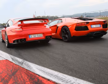 Lamborghini Aventador LP 700-4, Porsche 911 GT2 RS