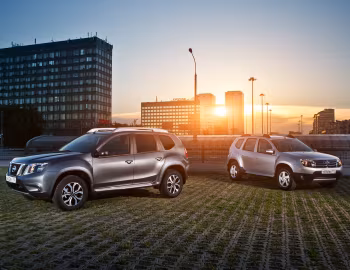 Nissan Terrano RU-spec '2014 & Renault Duster RU-spec '2011