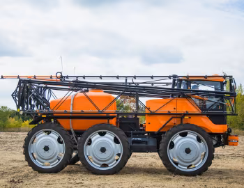 Туман-3 штанговый опрыскиватель на узких колёсах '2019–pr.