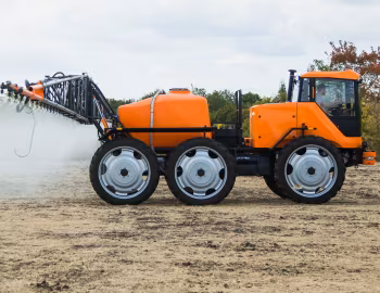 Туман-3 штанговый опрыскиватель на узких колёсах '2019–pr.