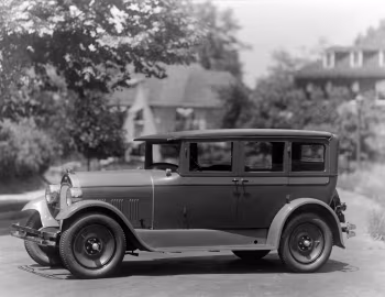 1927 Davis Model 92 Imperial Sedan