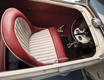 Interior Reyonnah 2-seater '1951–54