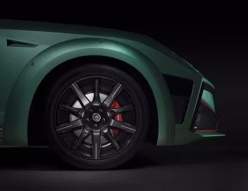 Saloon Mecha Dragon EV '2021–pr.