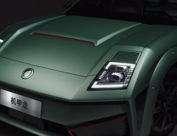 Saloon Mecha Dragon EV '2021–pr.