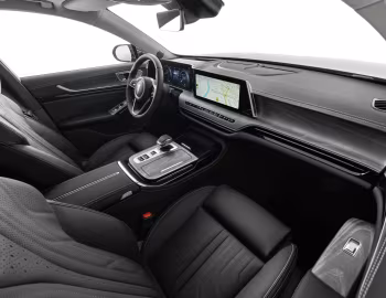 Interior Senat 900 '06.2026